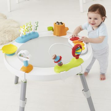 SKIP HOP Explore & More AKTIVITEETTIKESKUS