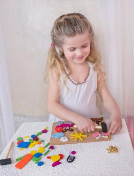 Martello BINO Naulaustaulu PIKKU MYYRÄ