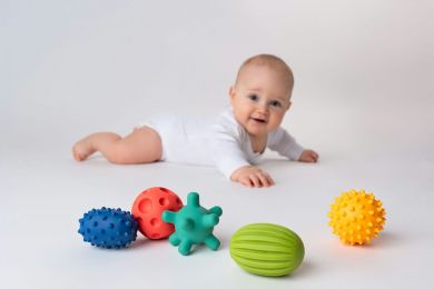 CARE MOM'S Sensory balls Pallot 5 kpl/pkt