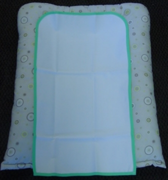 II-LAATU! PIKKU PIIA Hoitoalustan suojapäälliset