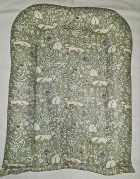 SATUMETSÄ vaal.vihreä