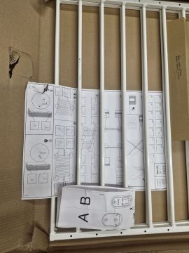 II-LAATU! BABY DAN Liva Turvaportti, VALKOINEN